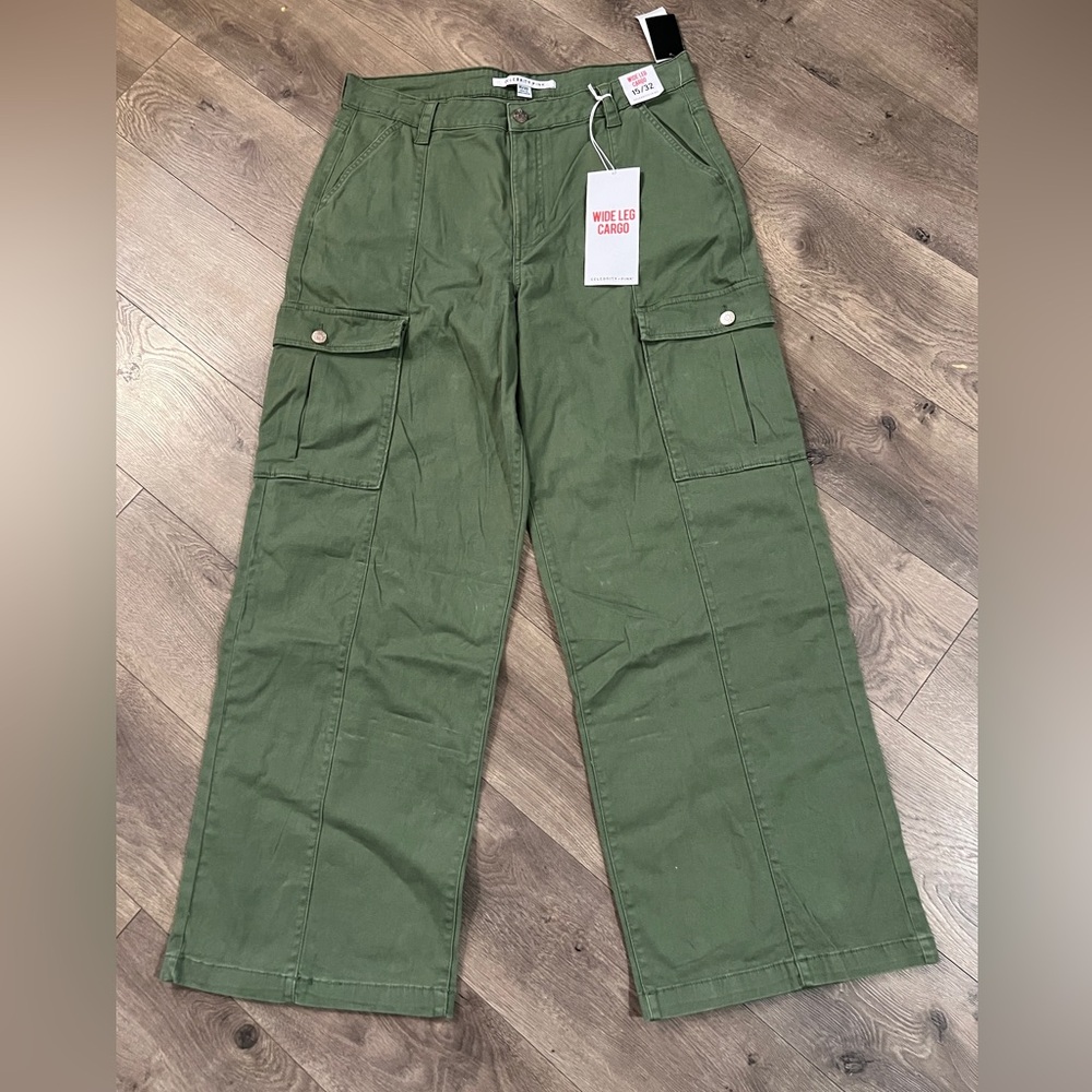 Celebrity Pink  Wide Leg Cargo Pants Size 15/32 New